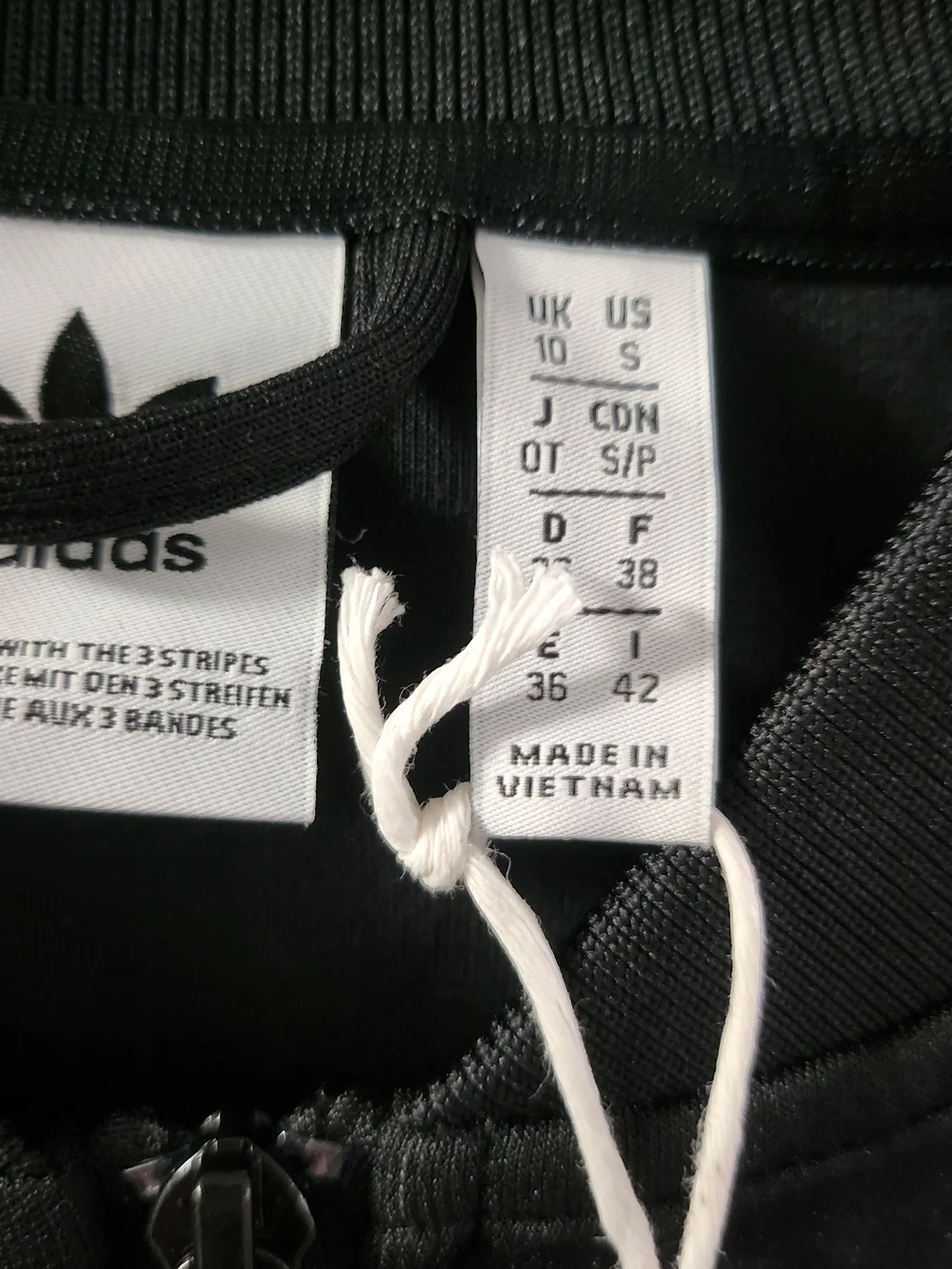 Adidas Superstars Track Jacket ♡ NWT ♡ Size: Small - Picture 4 of 7